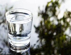 Read more about the article Does Drinking Water Burn Calories?