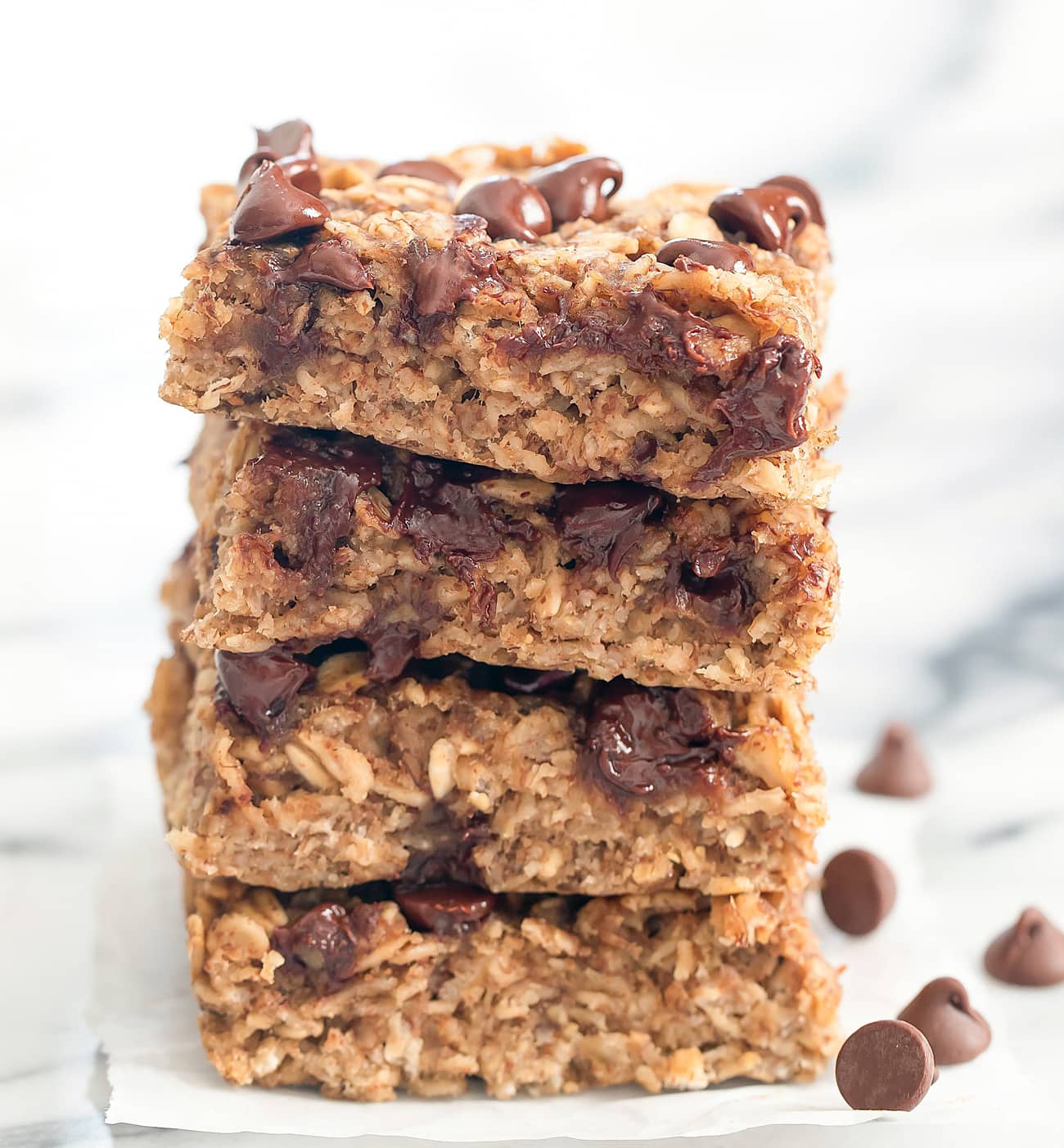 You are currently viewing Oatmeal chip bars – experimenting with oats