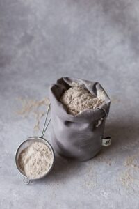 Read more about the article <strong>Complete guide to dairy-free protein powder</strong>