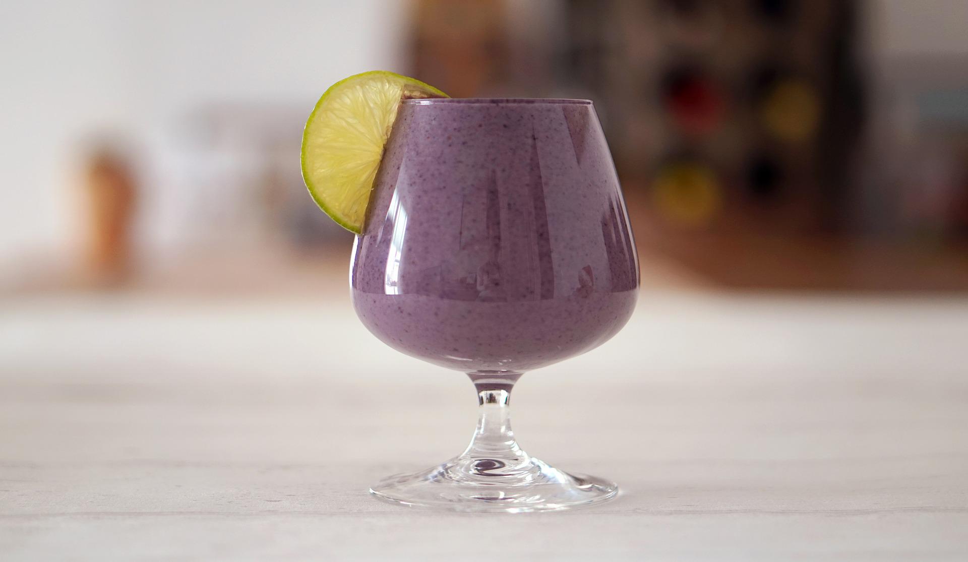 You are currently viewing Jamun Smoothie: Healthy yet delicious summer treat